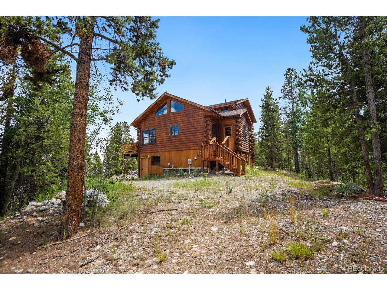 1141 Deer Trail Dr