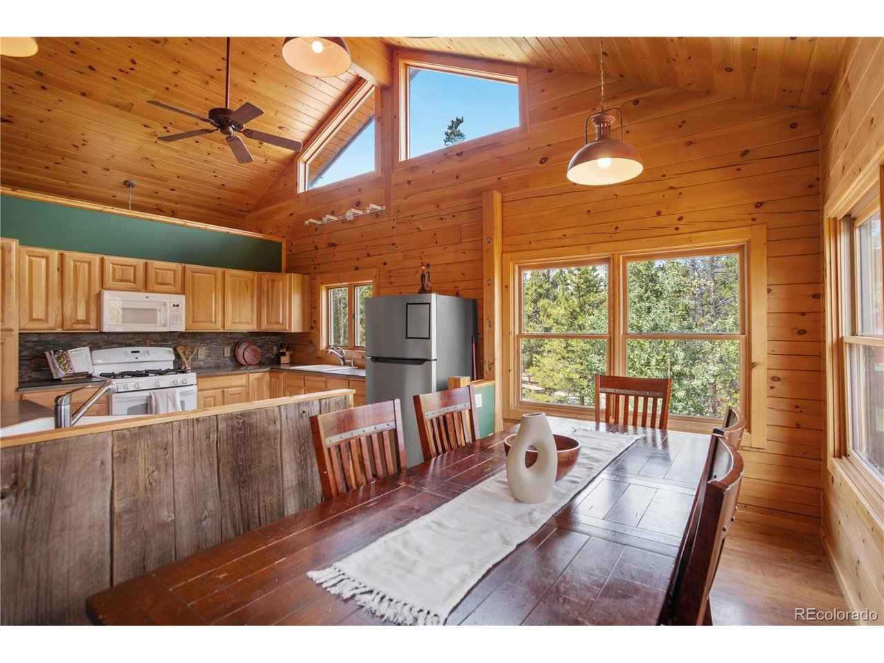 1141 Deer Trail Dr