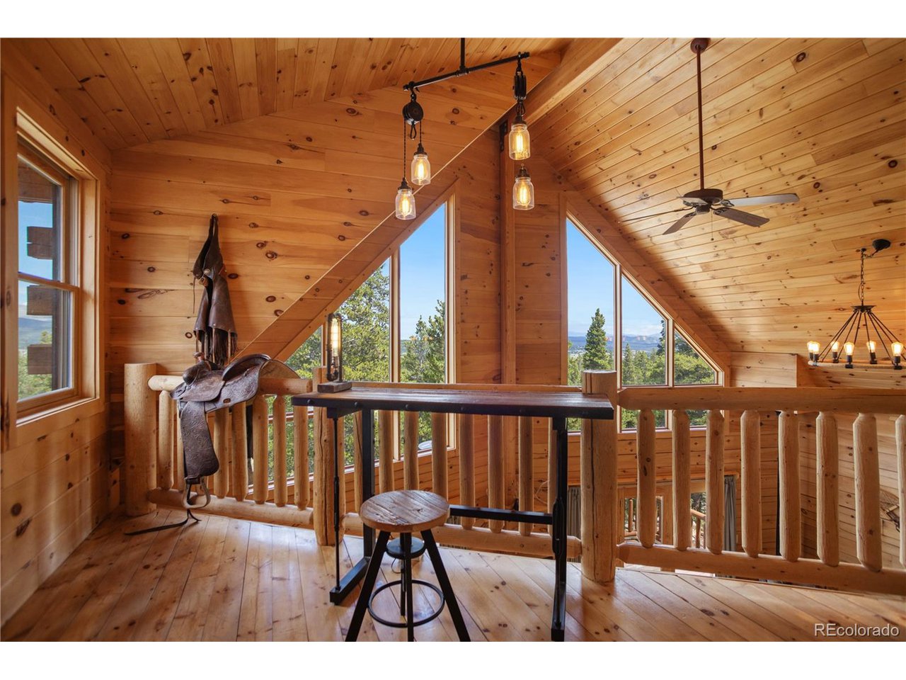 1141 Deer Trail Dr