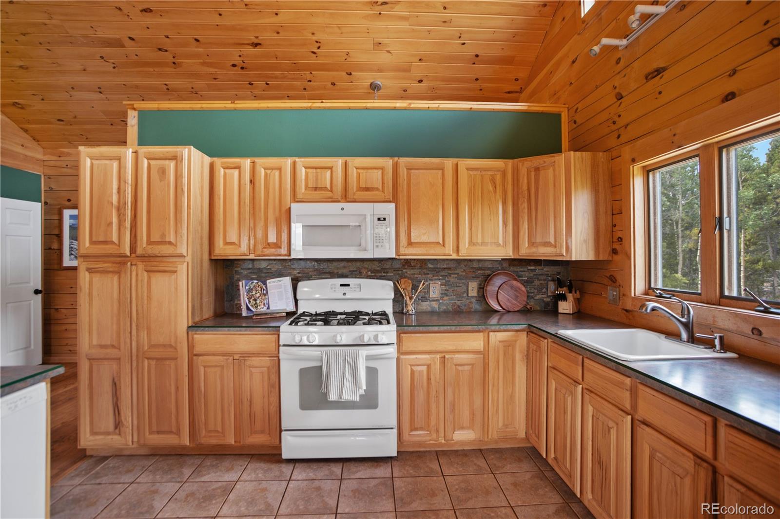 1141 Deer Trail Drive