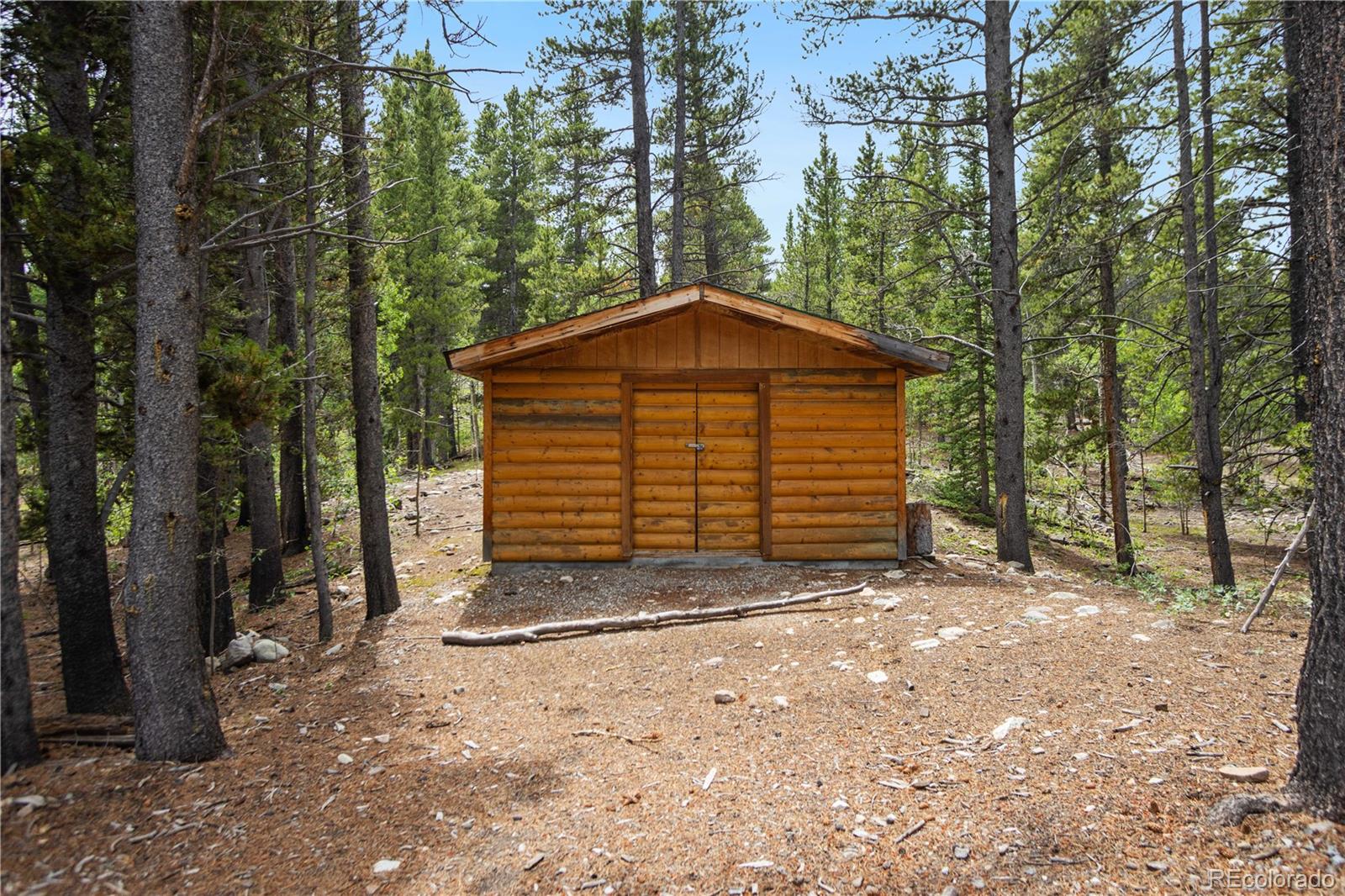 1141 Deer Trail Drive