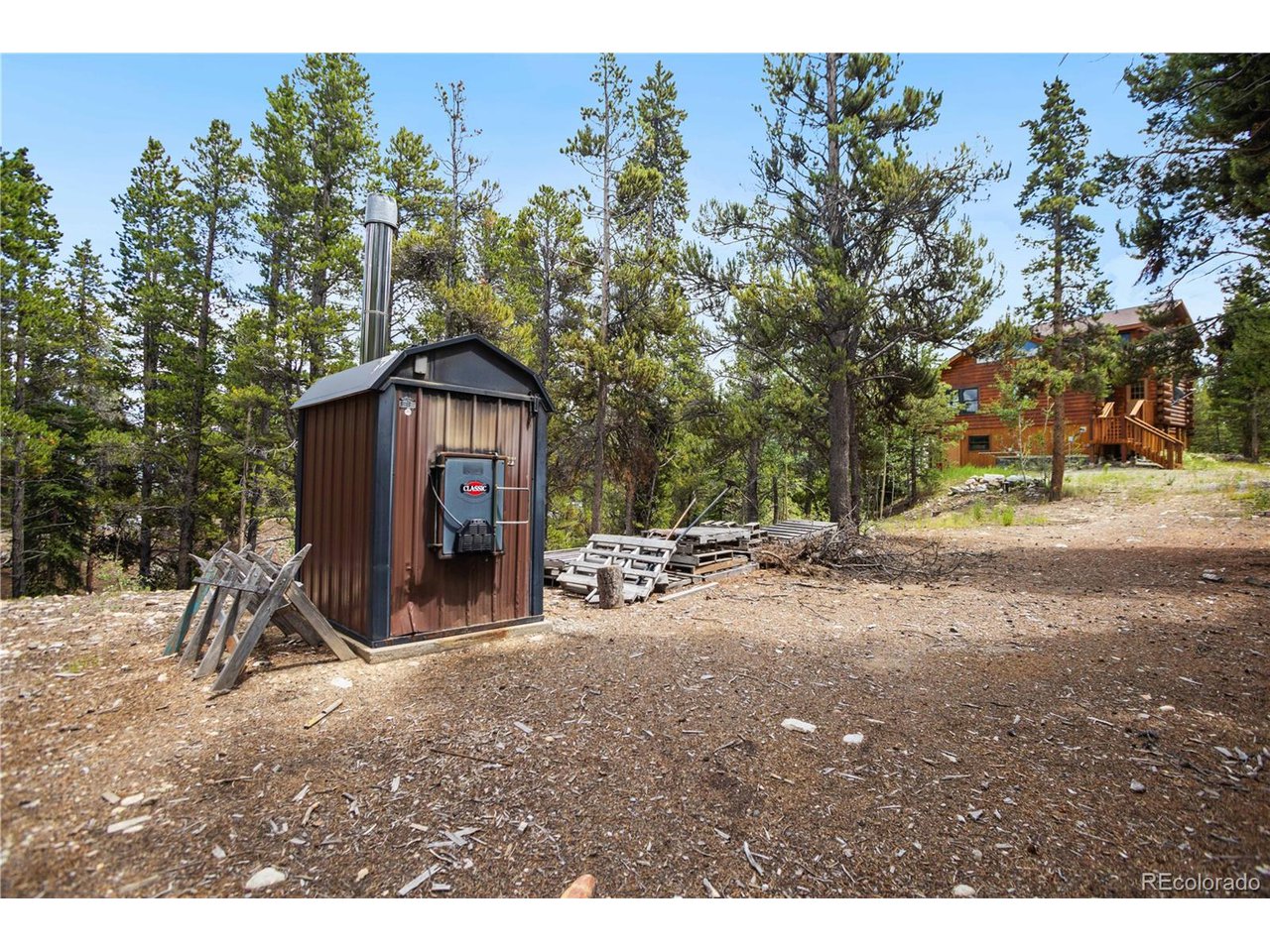 1141 Deer Trail Dr