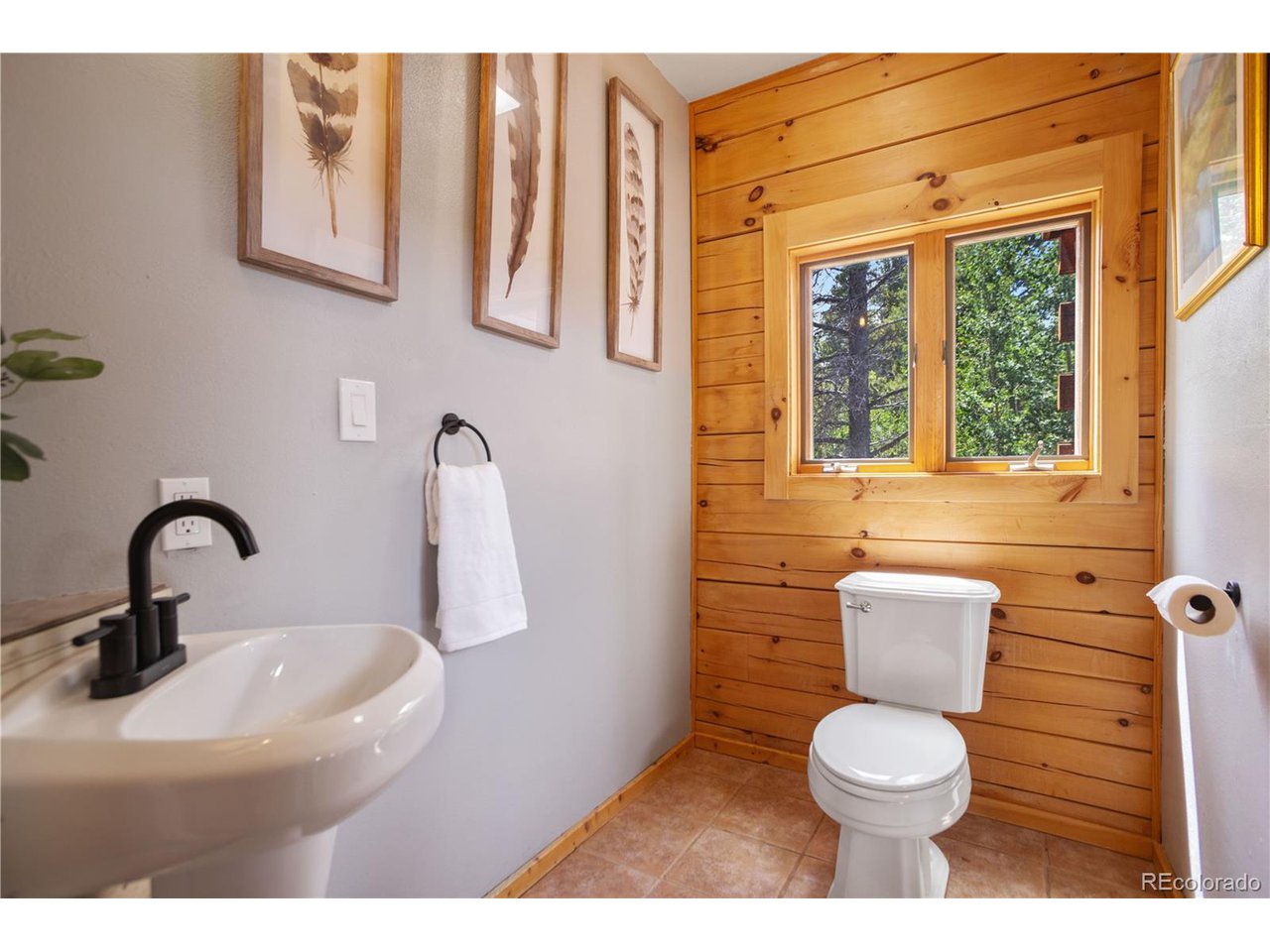 1141 Deer Trail Dr