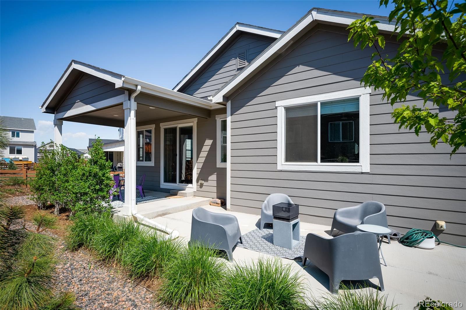926 Twin Sisters Circle