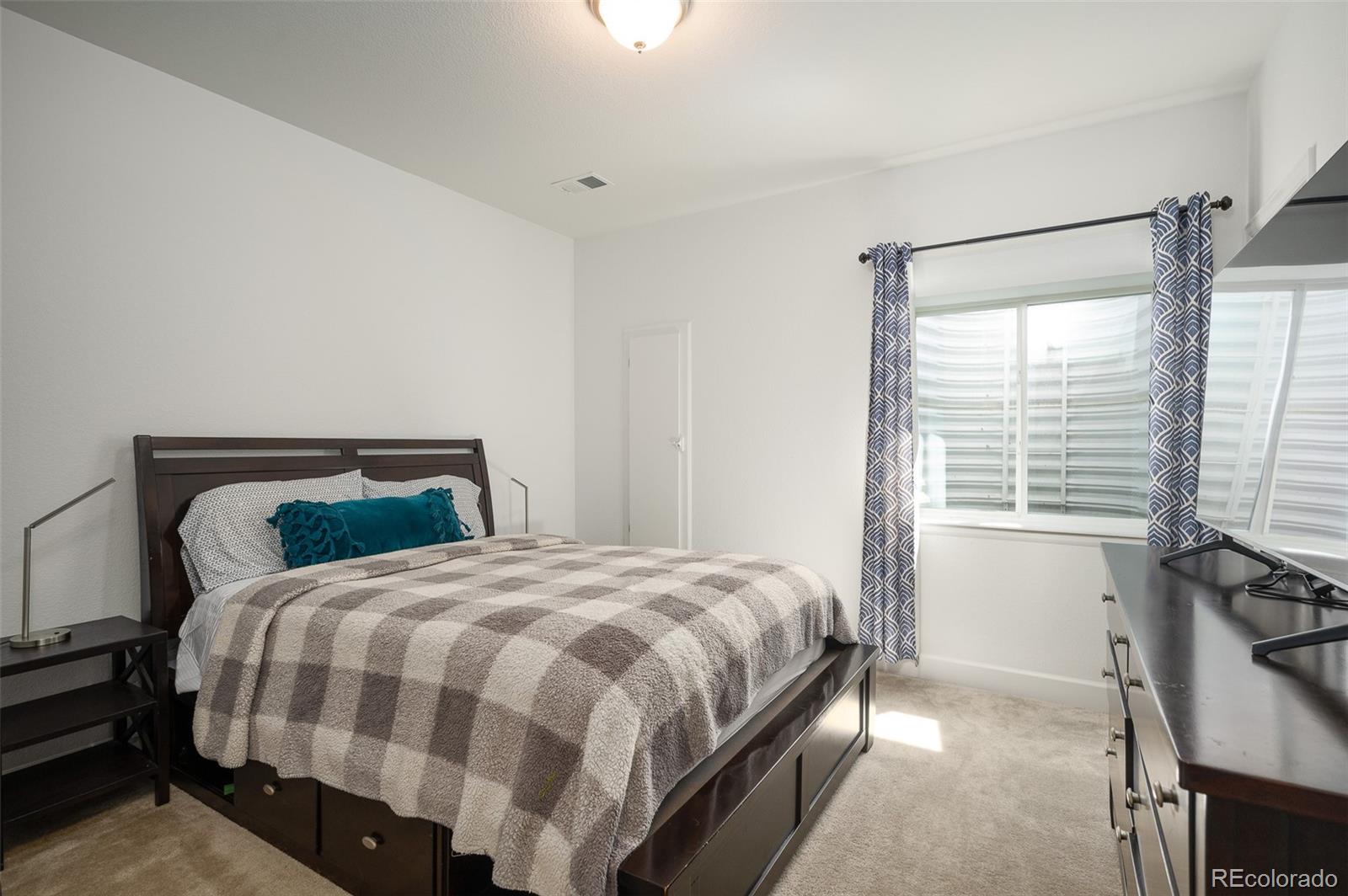 926 Twin Sisters Circle