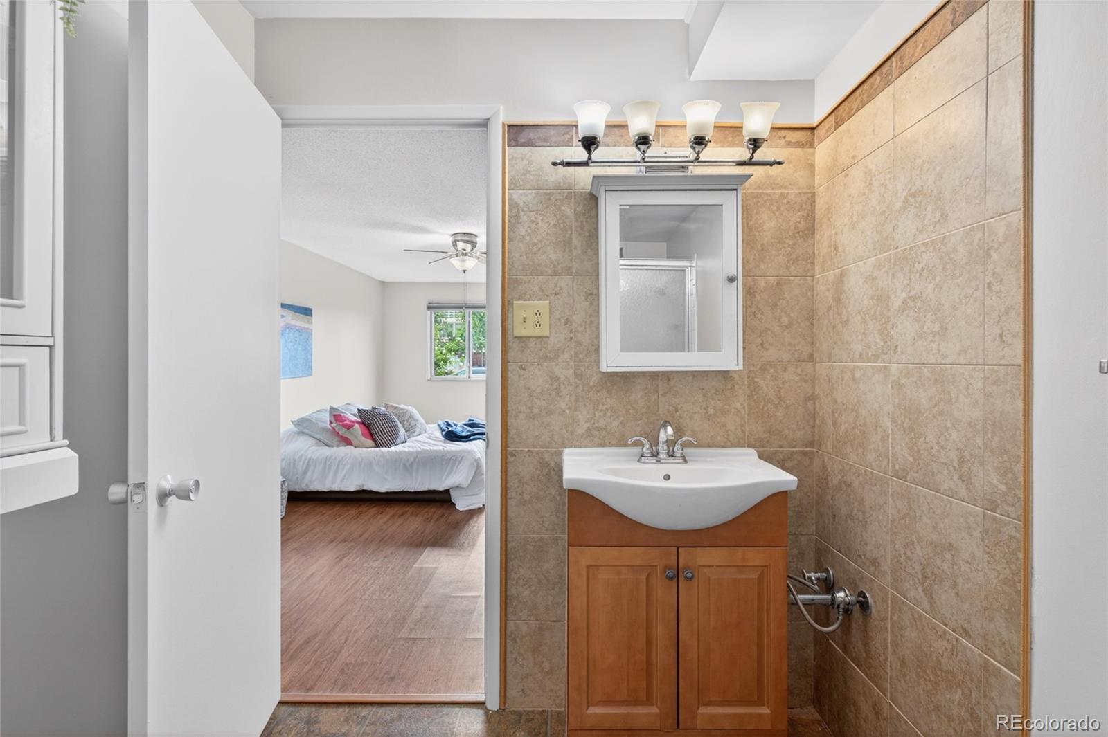 695 S Alton Way Unit: 9A