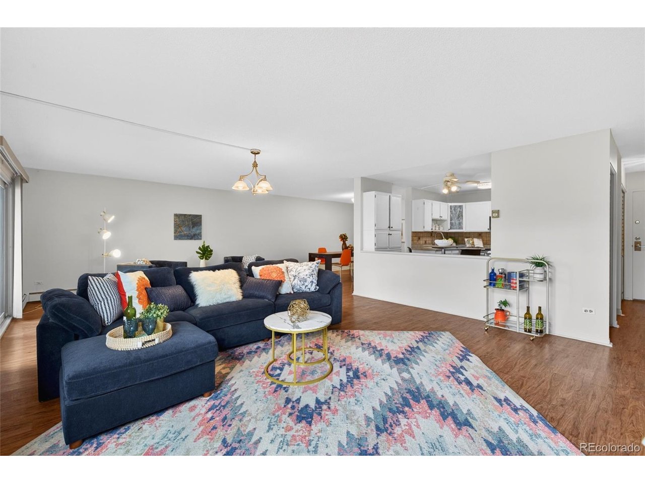 695 S Alton Way 9A