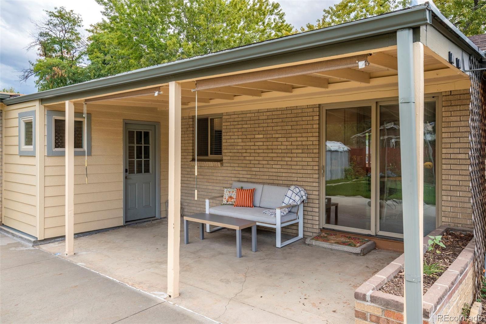 2582 S Dennison Court