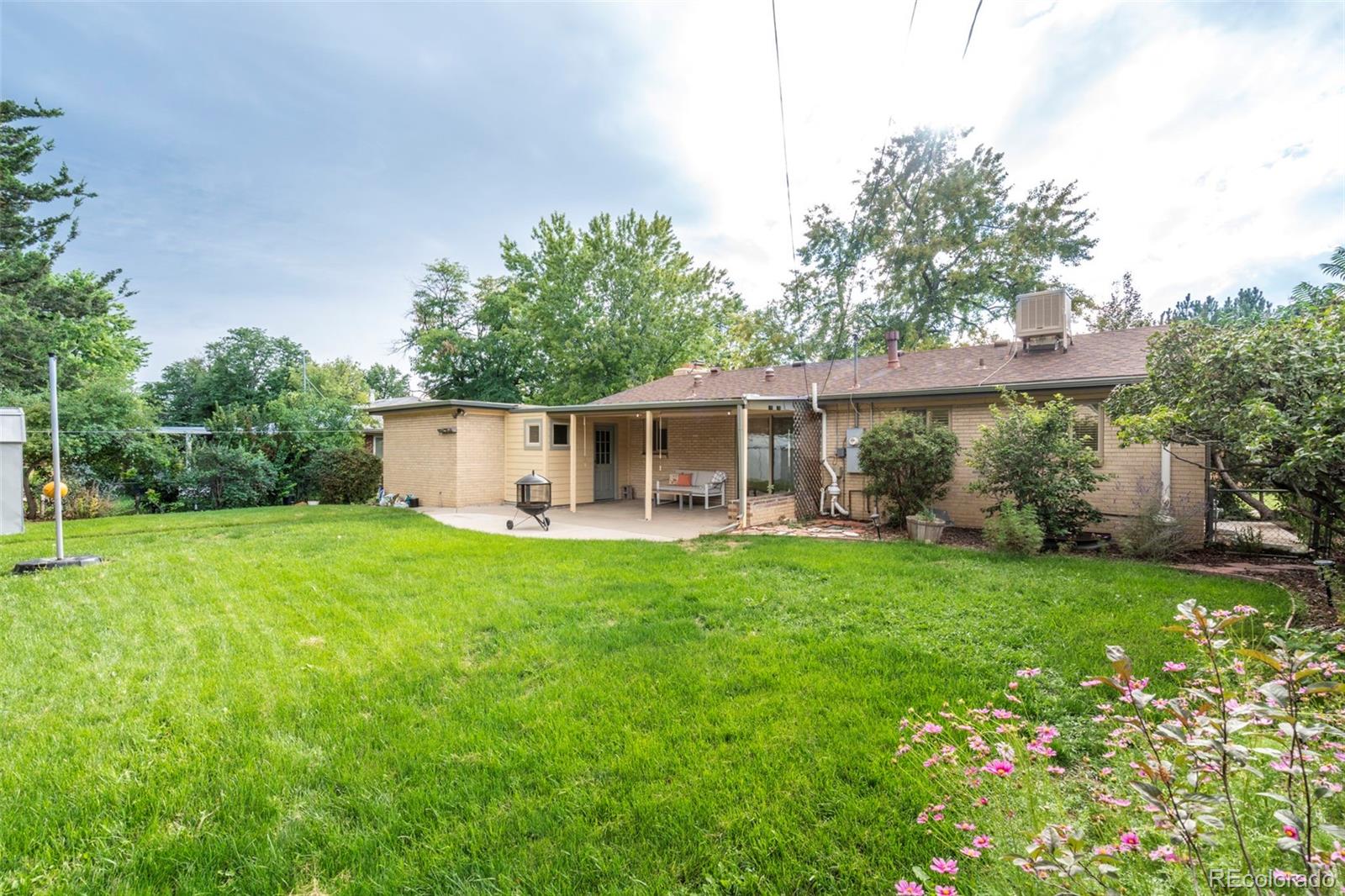 2582 S Dennison Court