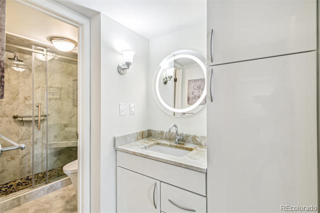 1255 N Ogden Street Unit: 605