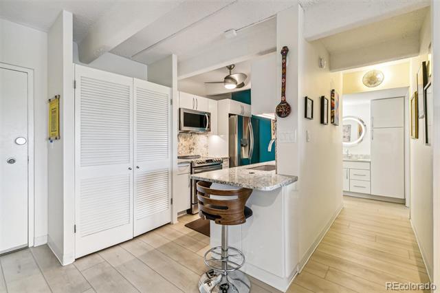 1255 N Ogden Street Unit: 605