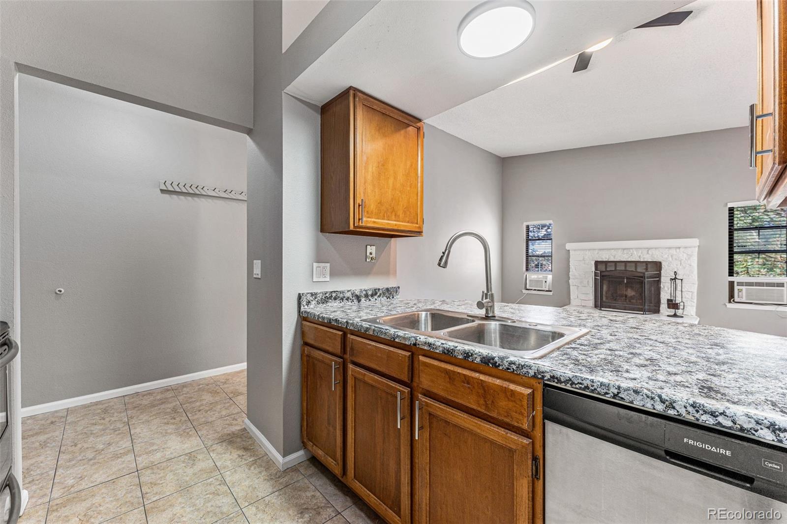16153 E Alaska Place Unit: 15