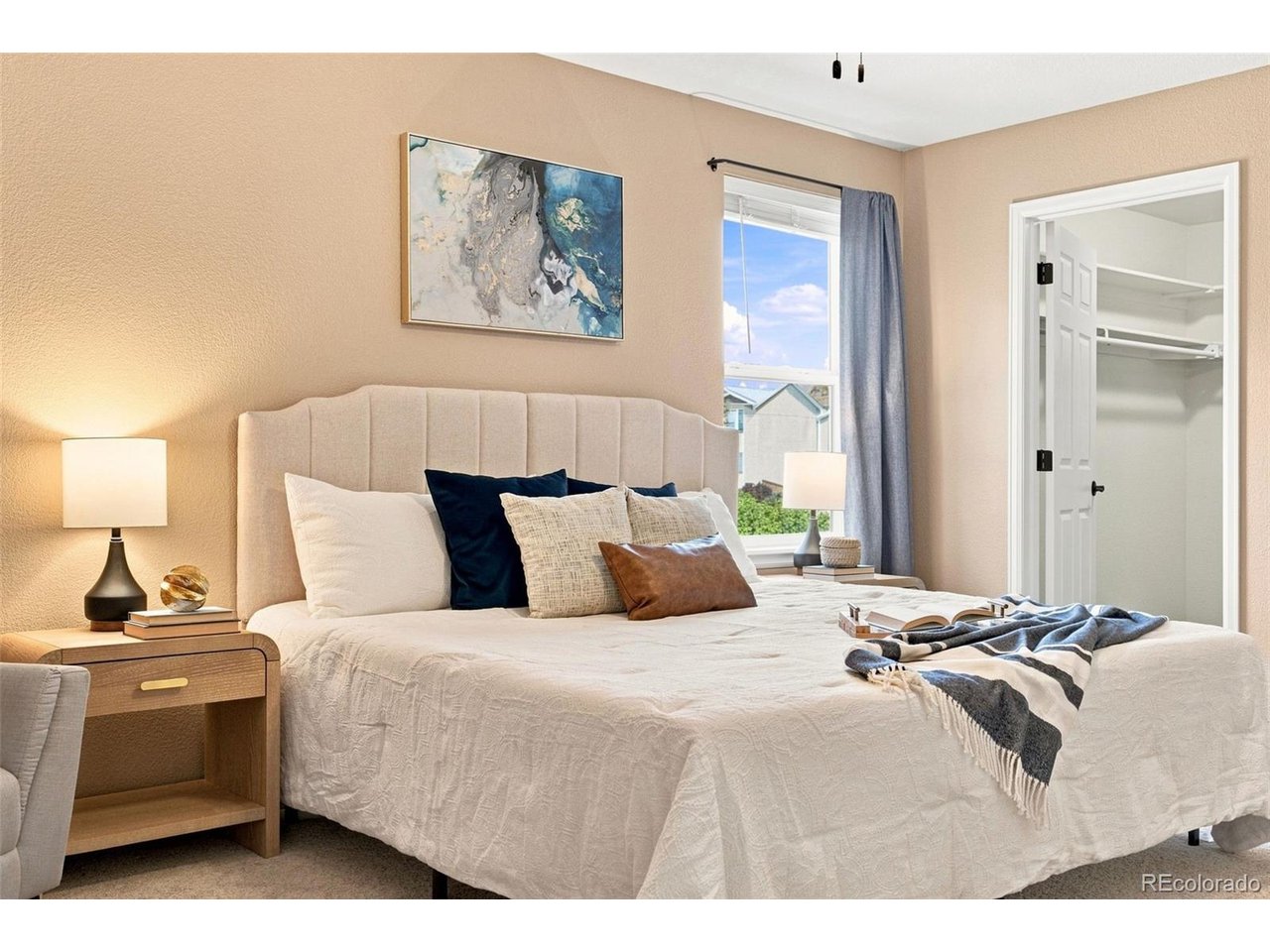 10046 Strathfield Ln