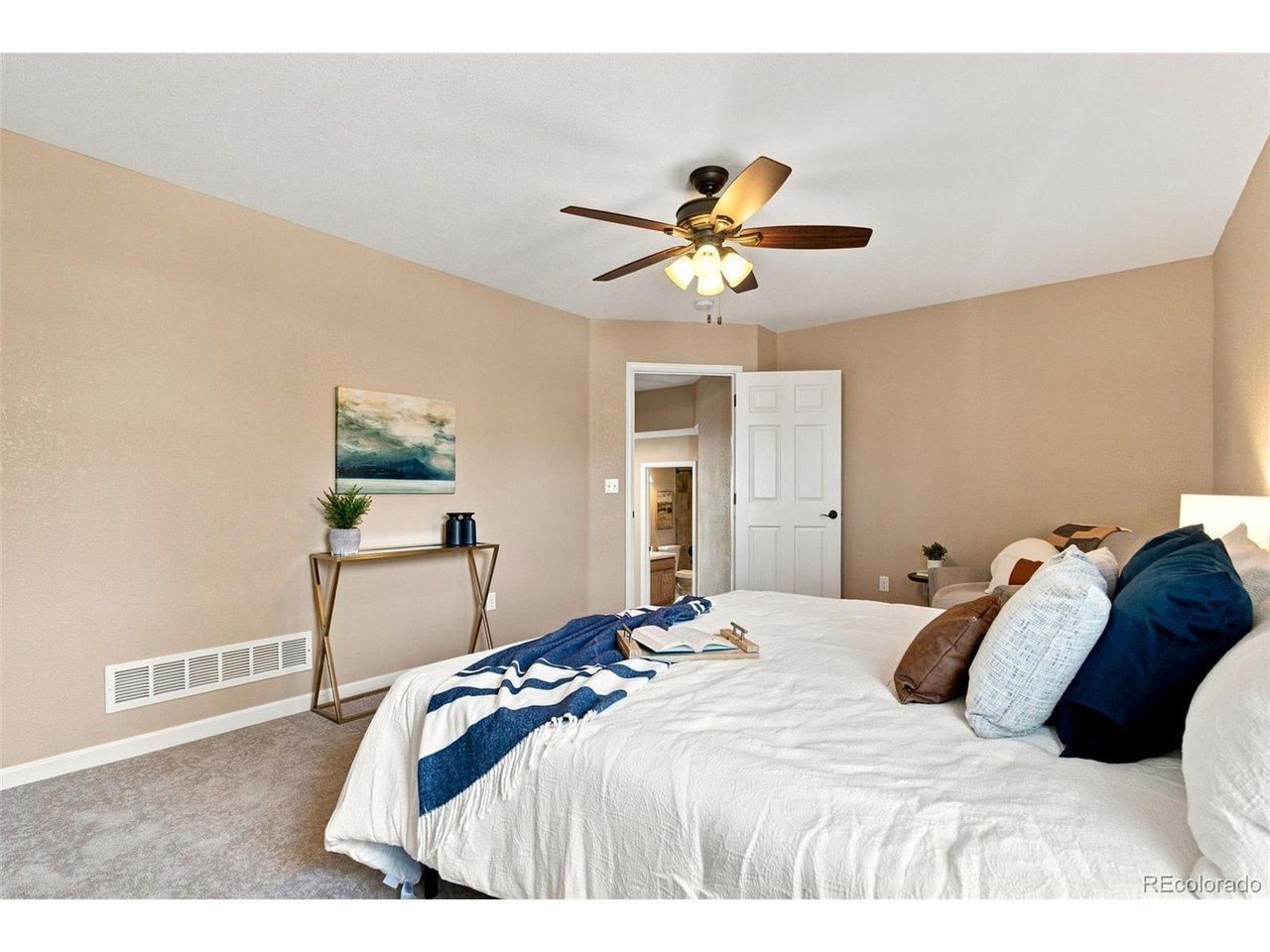 10046 Strathfield Ln