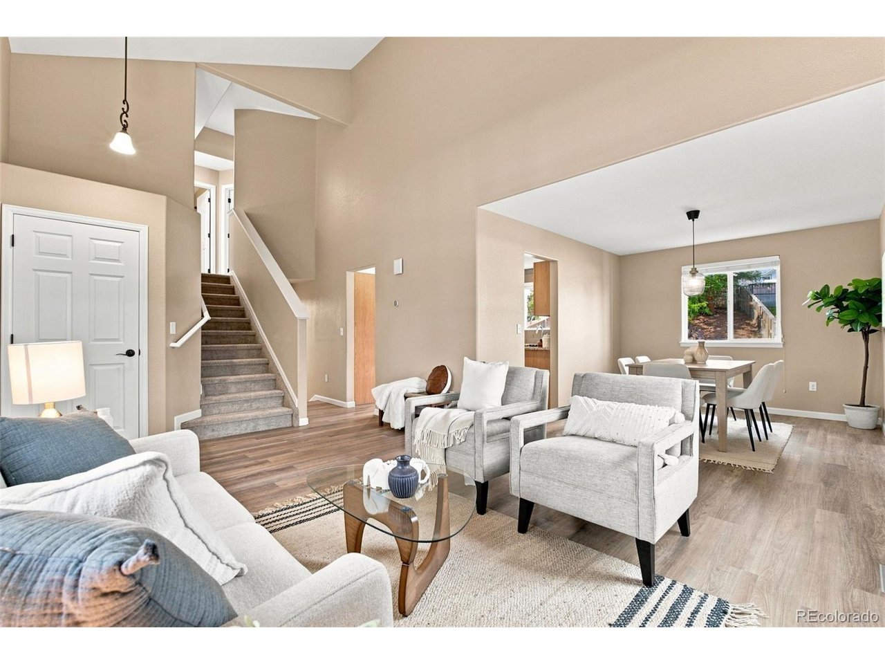 10046 Strathfield Ln