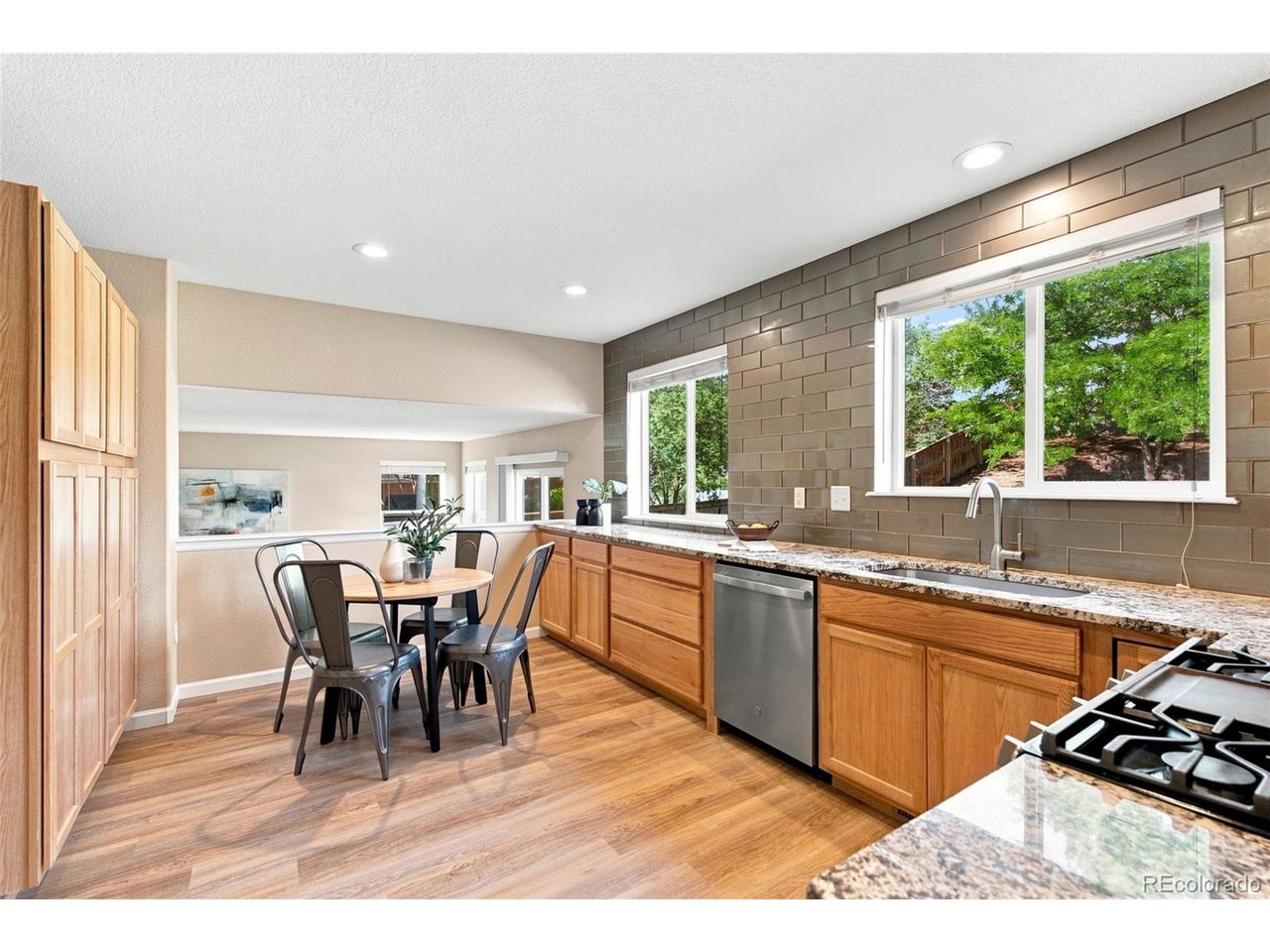 10046 Strathfield Ln