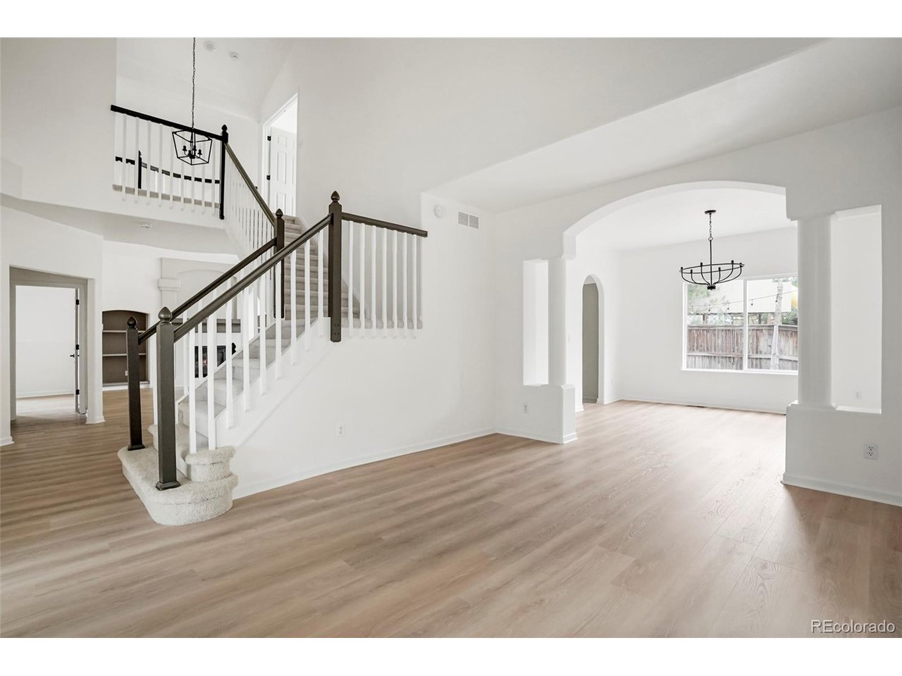1305 W 12th Ave