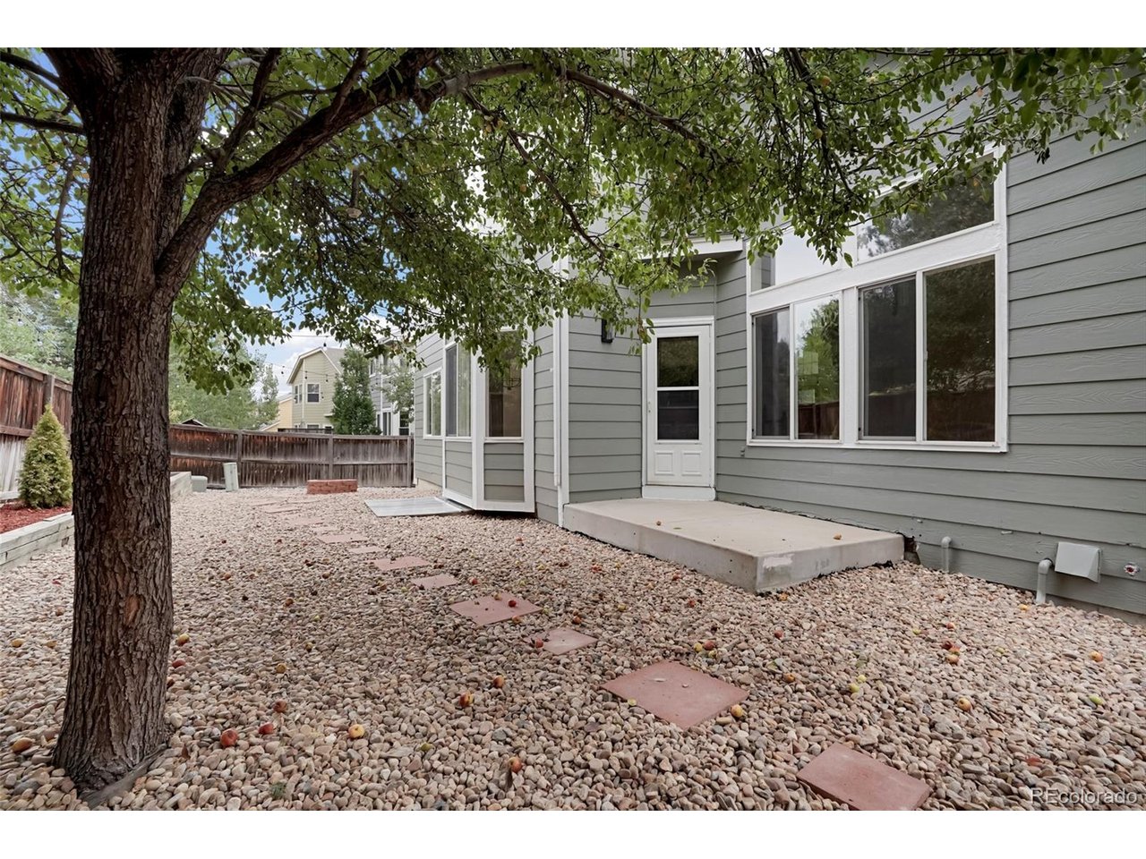 1305 W 12th Ave