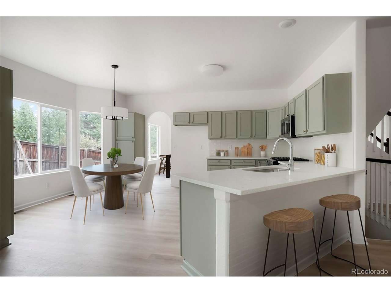 1305 W 12th Ave