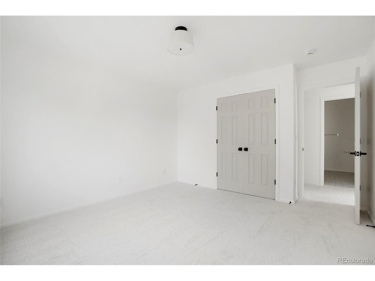 1305 W 12th Ave