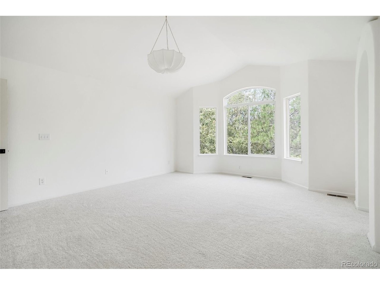 1305 W 12th Ave