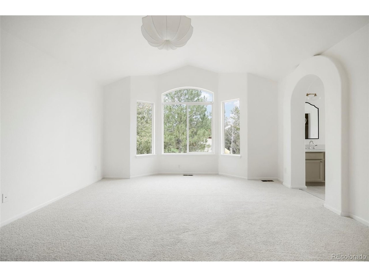 1305 W 12th Ave