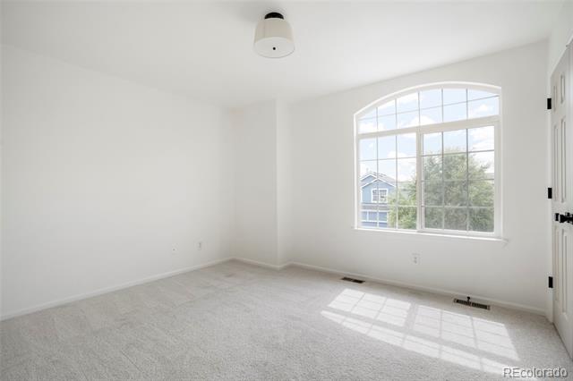 1305 W 12th Avenue