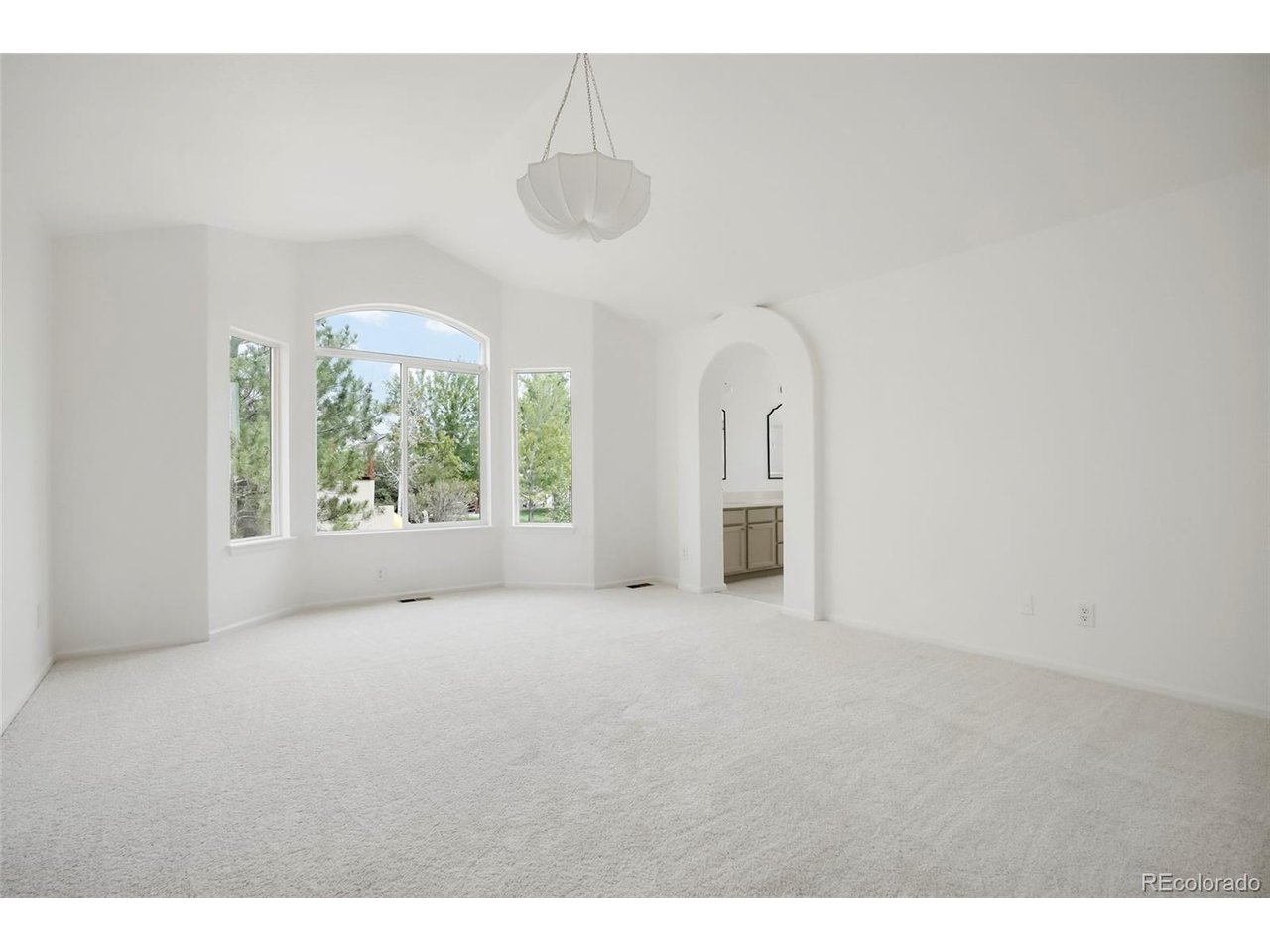 1305 W 12th Ave