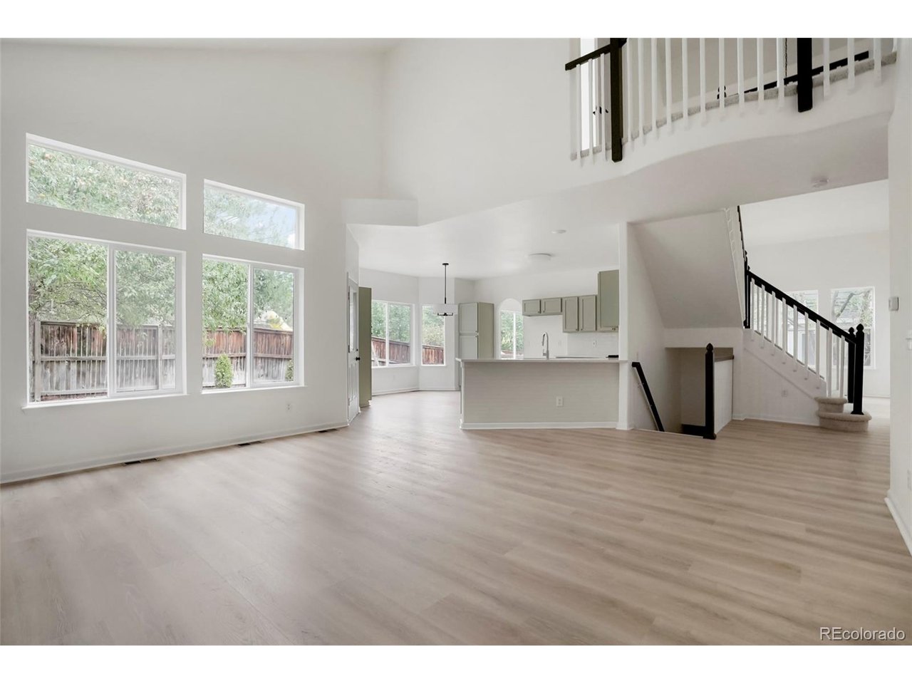 1305 W 12th Ave