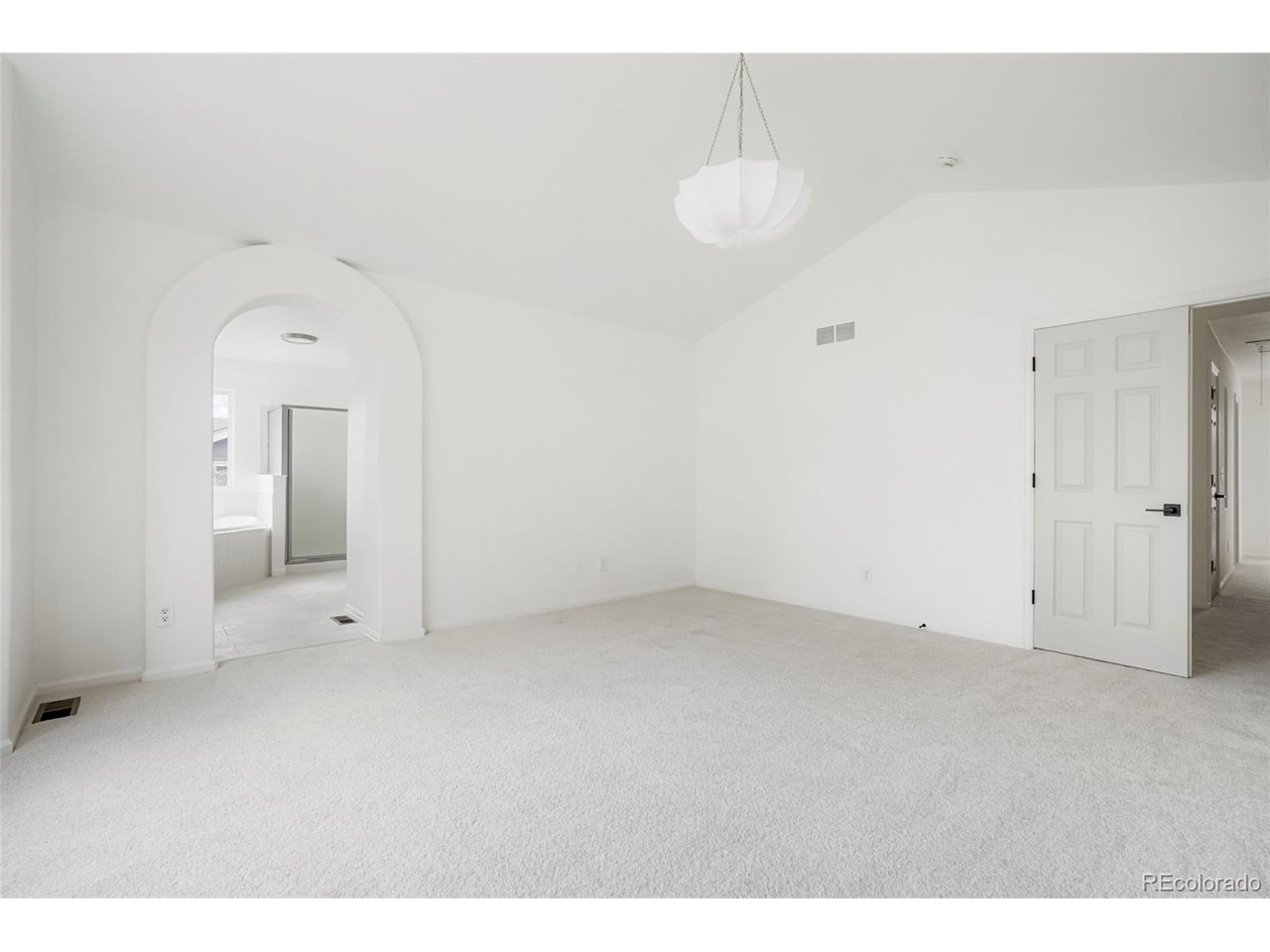 1305 W 12th Ave