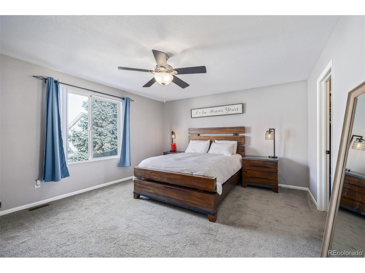 11825 W Tulane Dr