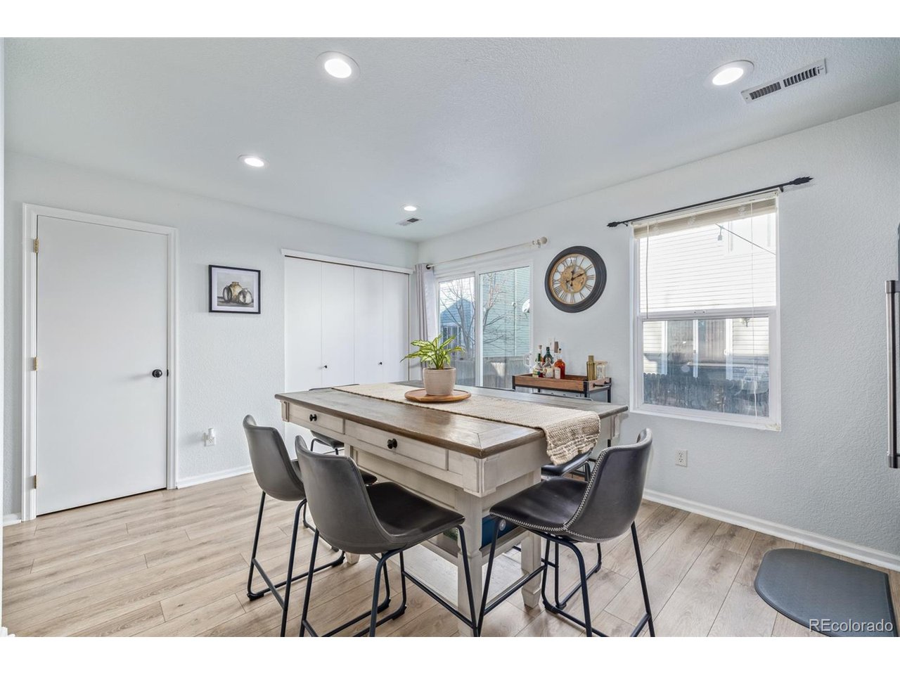 11825 W Tulane Dr