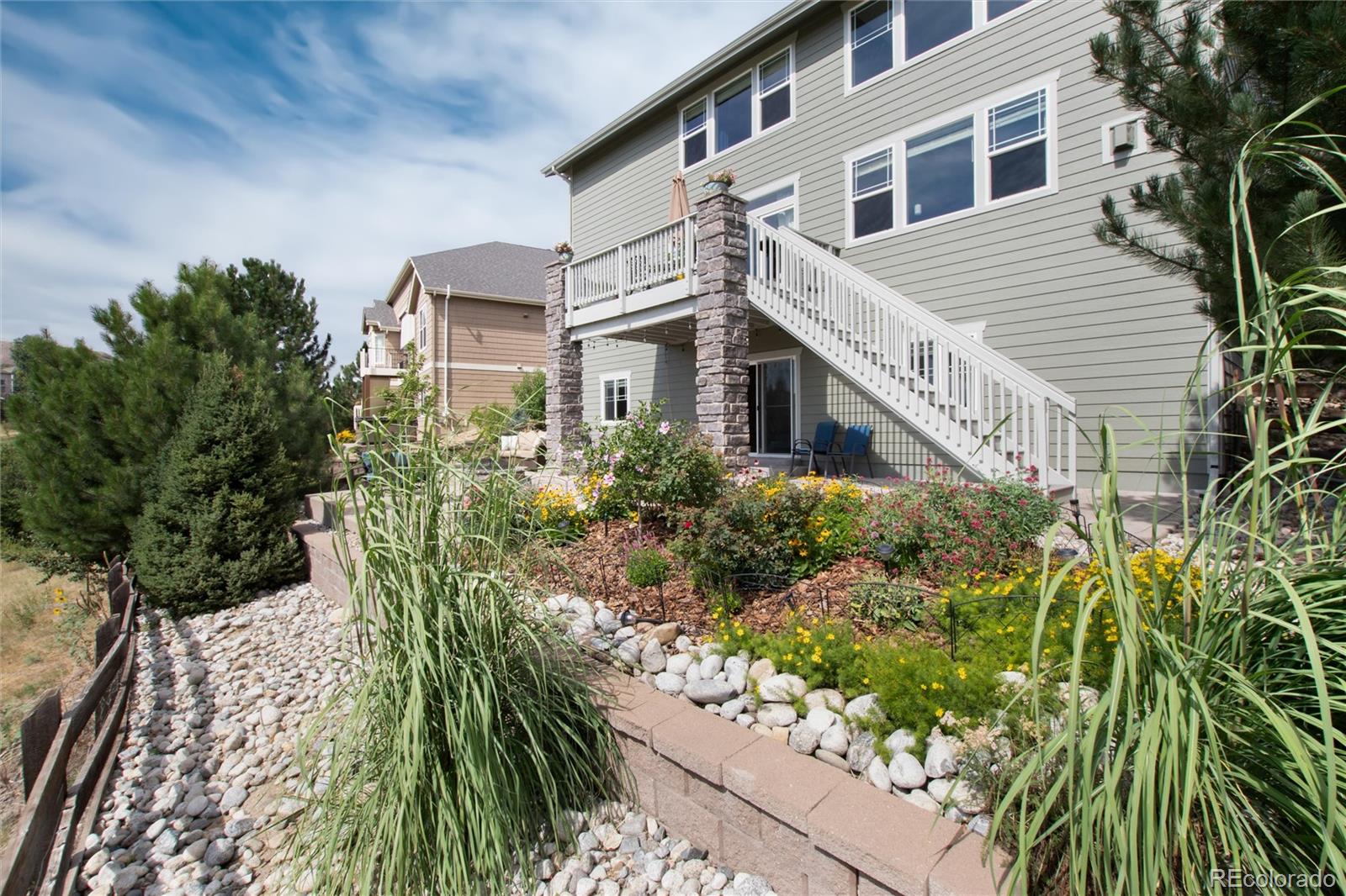 1556 Bent Wedge Point