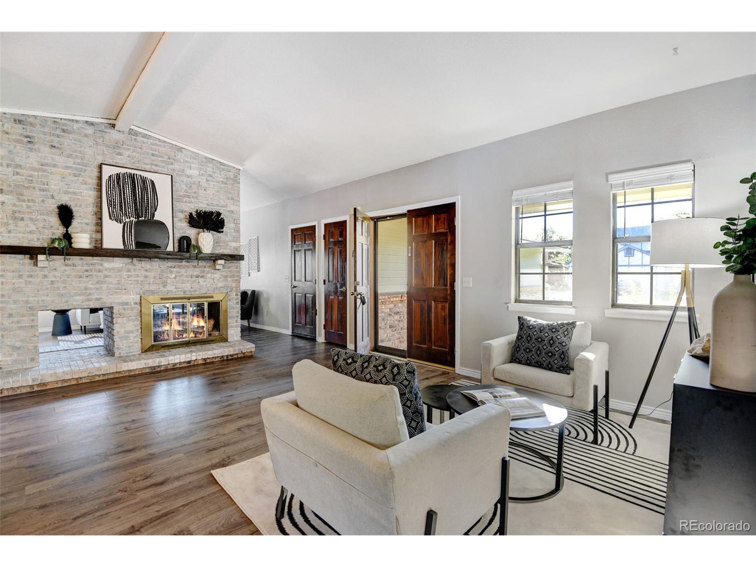 874 Dexter Dr