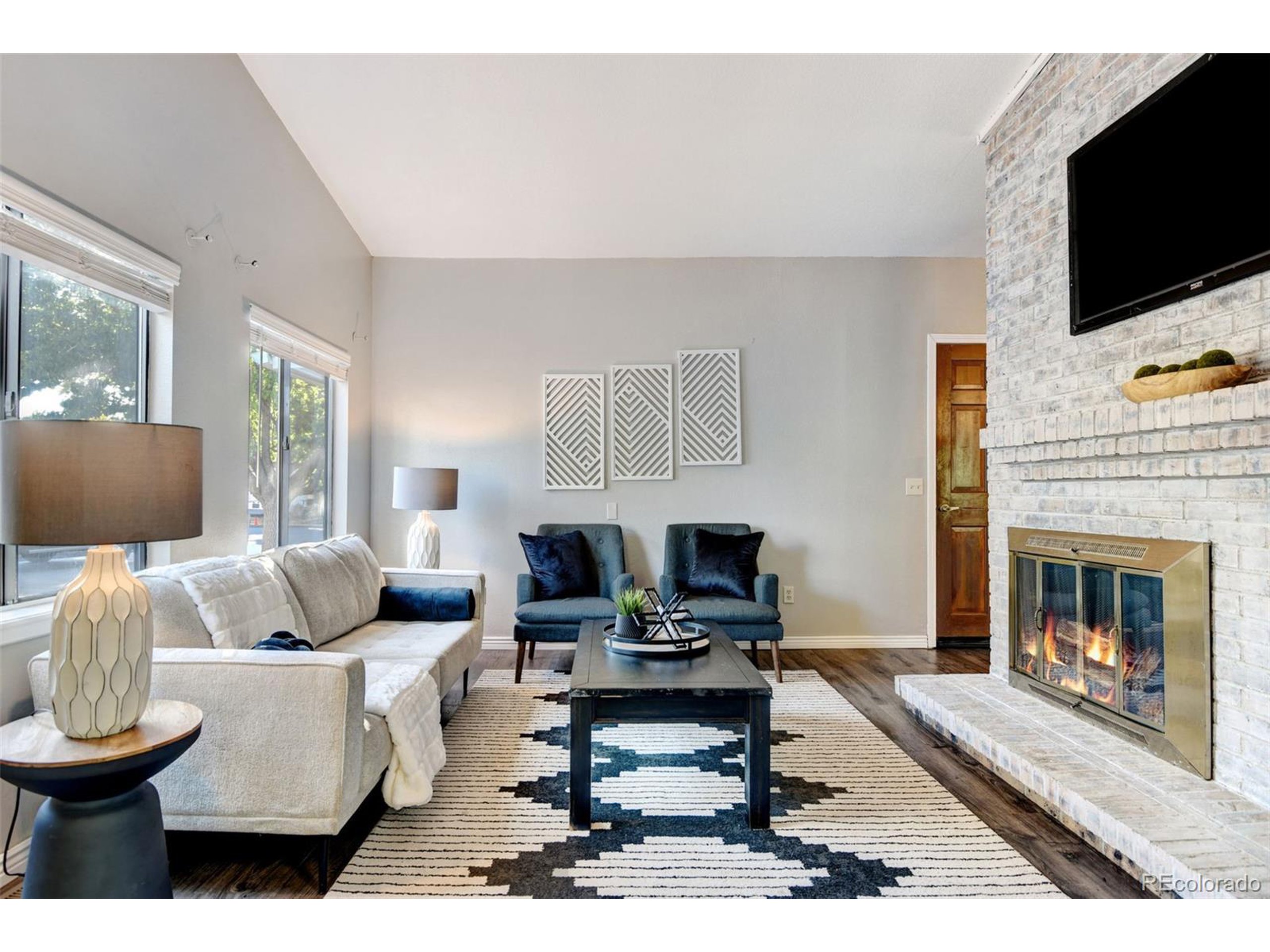 874 Dexter Dr