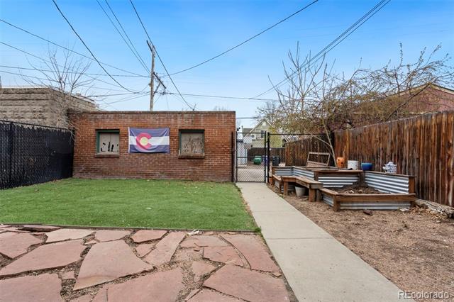 249-253 S Logan Street