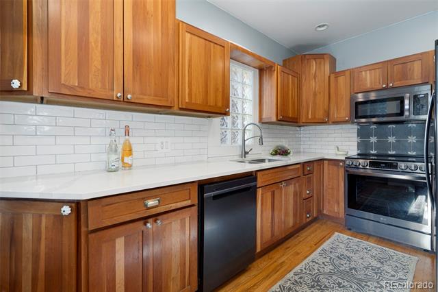 3337 Decatur Street