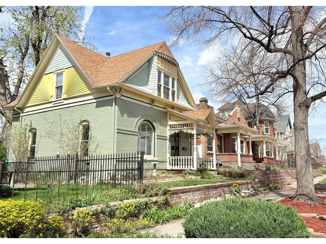 3337 Decatur St