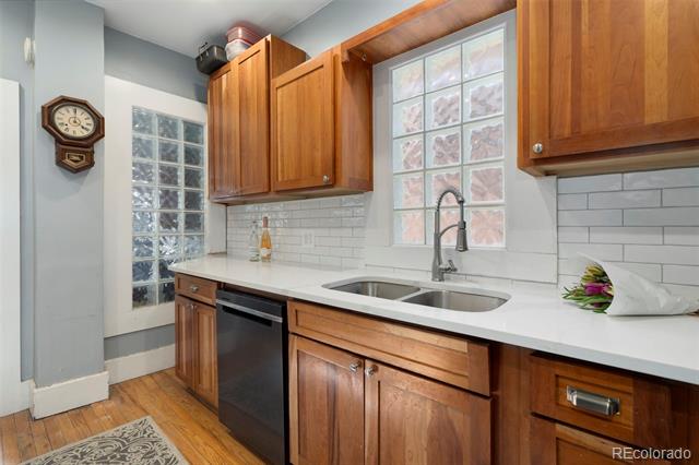 3337 Decatur Street