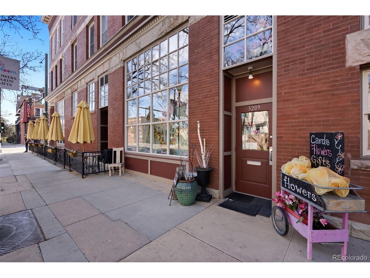 3337 Decatur St