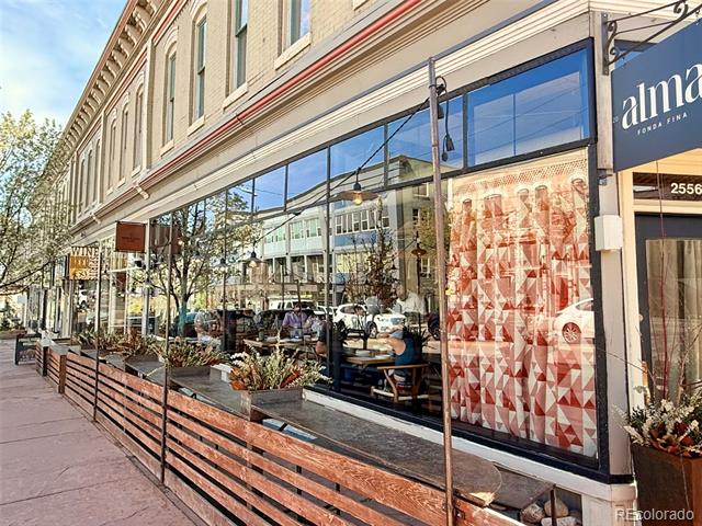 3337 Decatur Street
