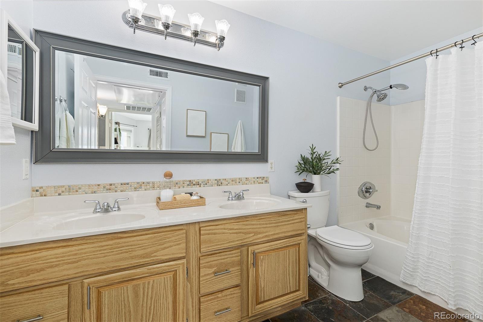 1136 Opal Street Unit: 201