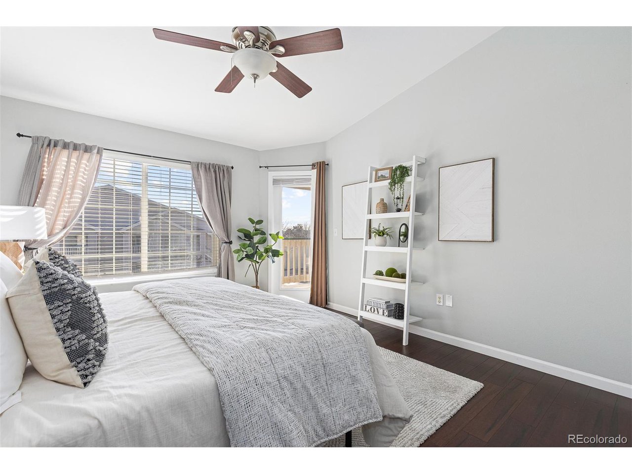 1136 Opal St 201