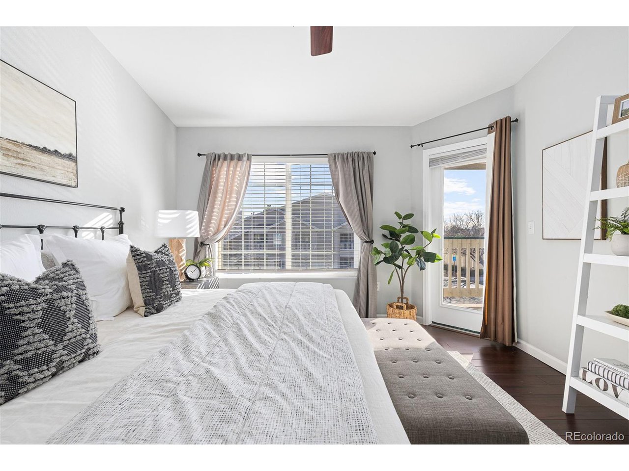 1136 Opal St 201