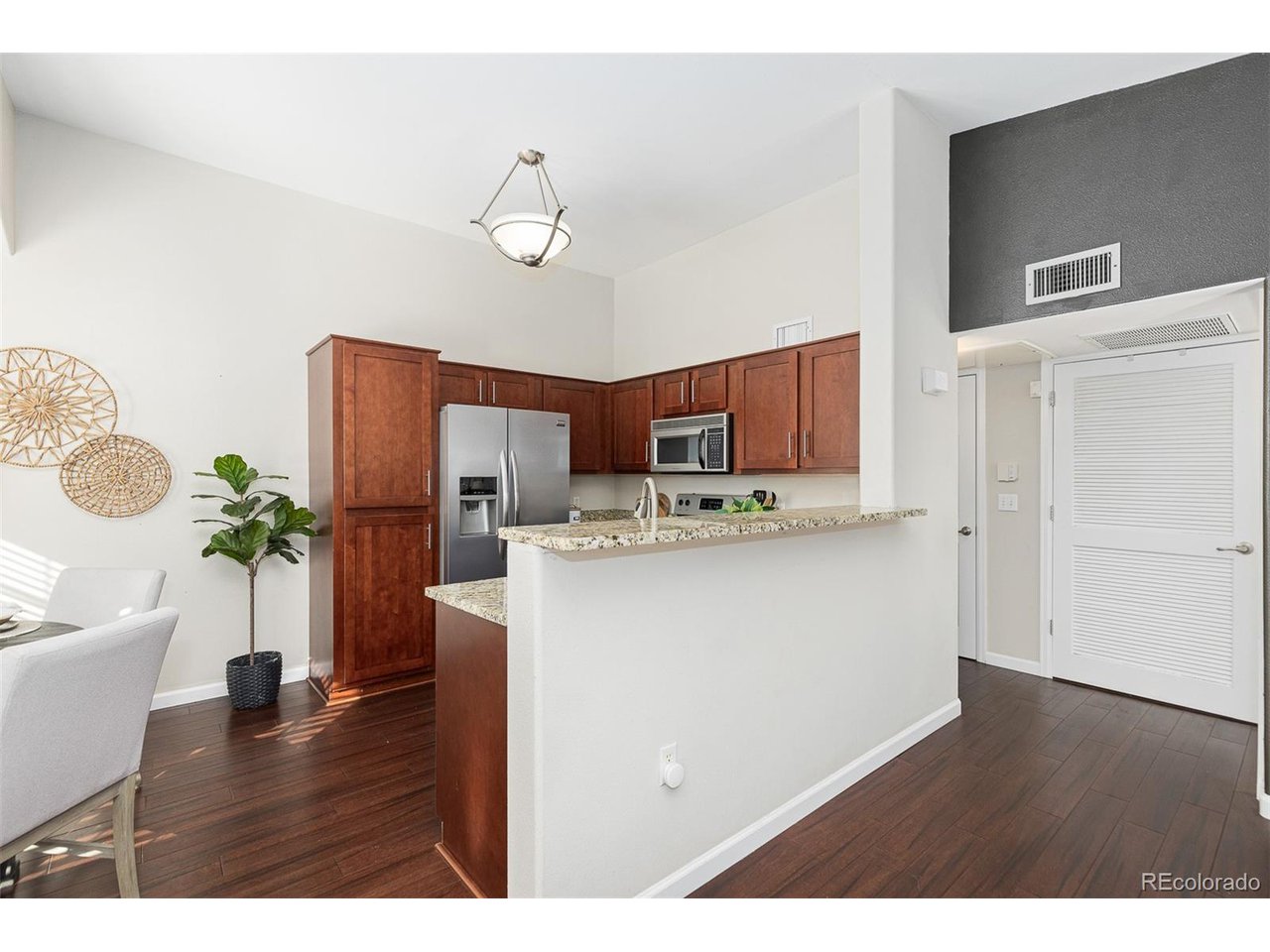 1136 Opal St 201