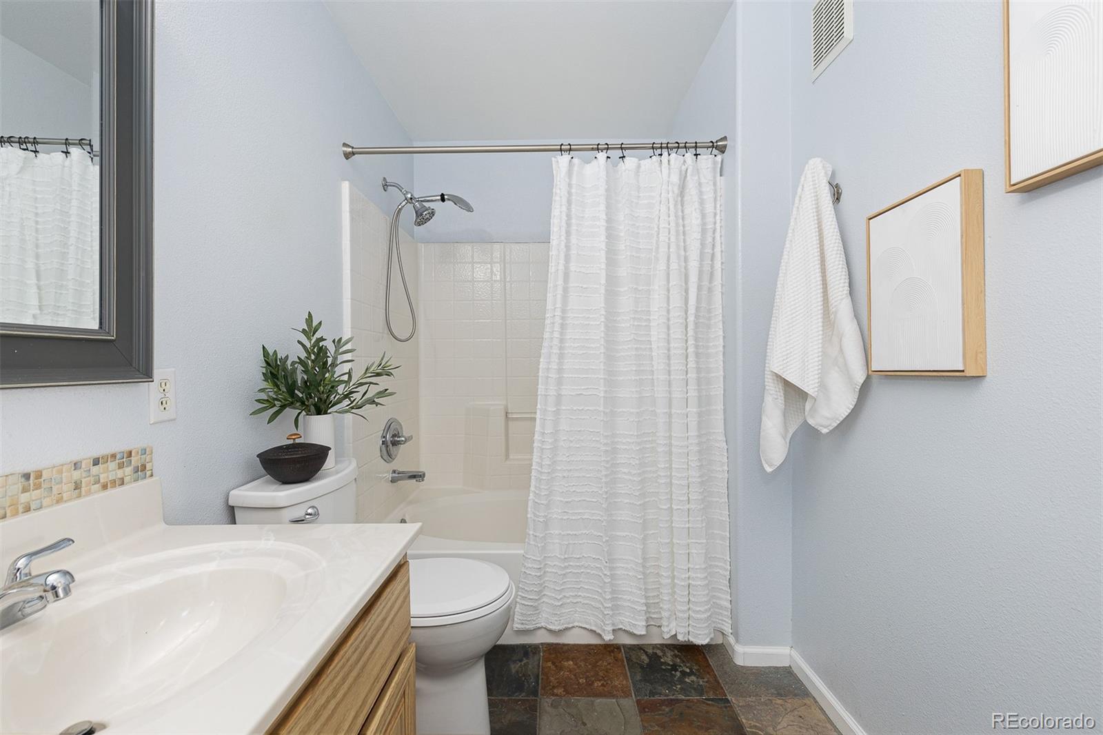 1136 Opal Street Unit: 201