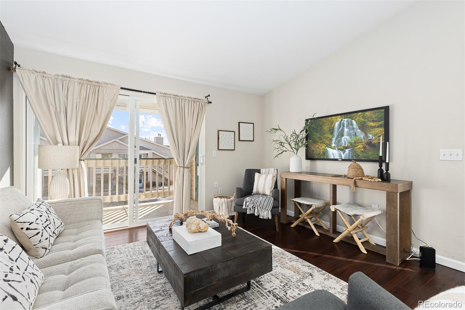 1136 Opal Street Unit: 201