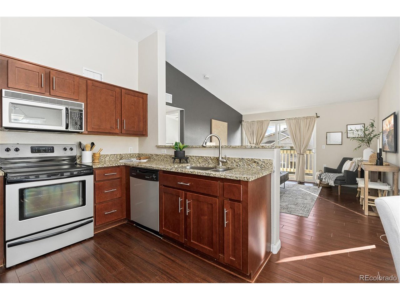 1136 Opal St 201