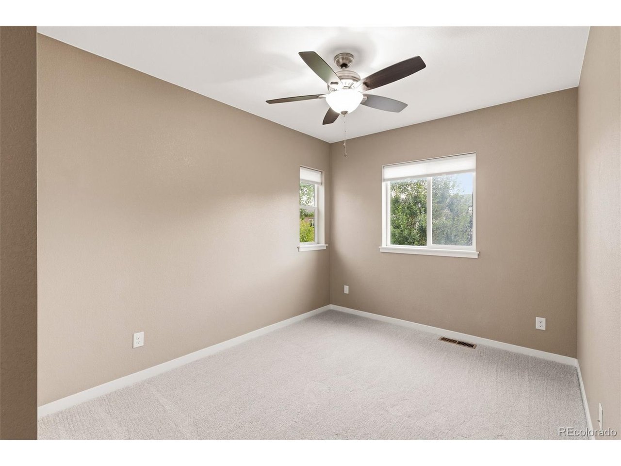 56 Starlight Cir