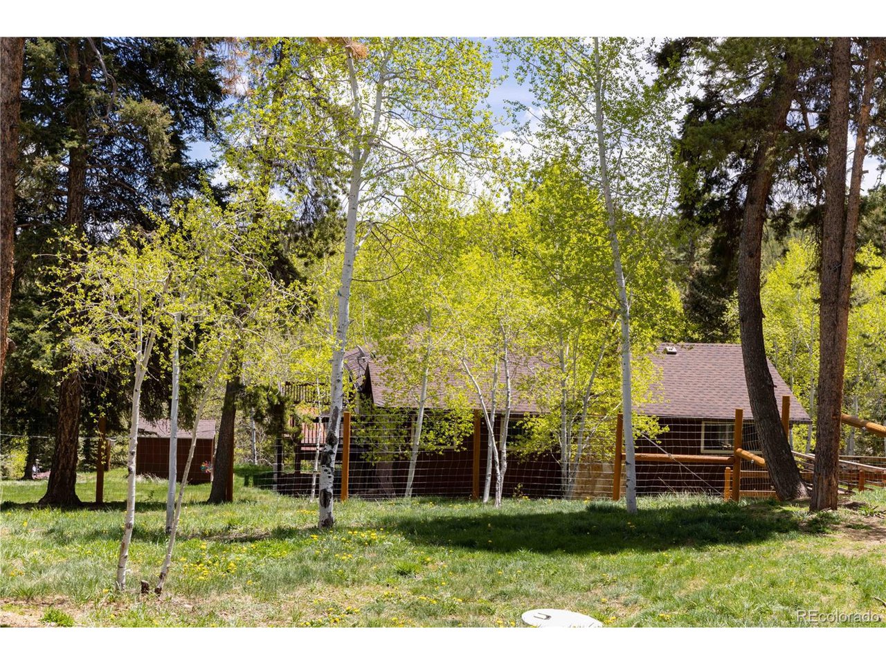 12159 Circle Dr
